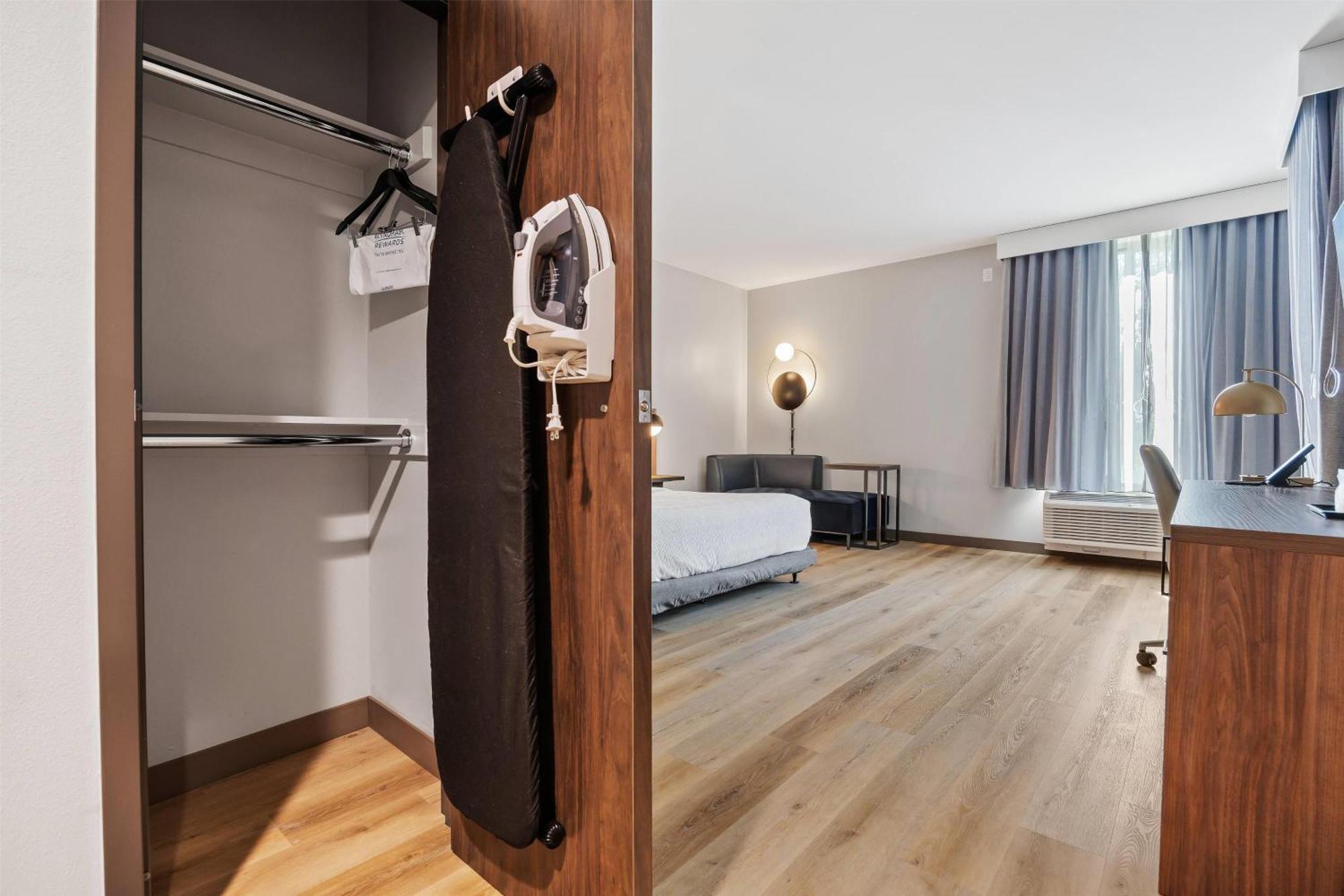 La Quinta Inn & Suites By Wyndham La Habra Zewnętrze zdjęcie
